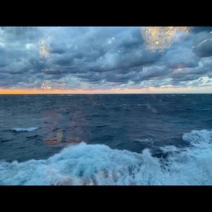 Meet your Posher, Mina